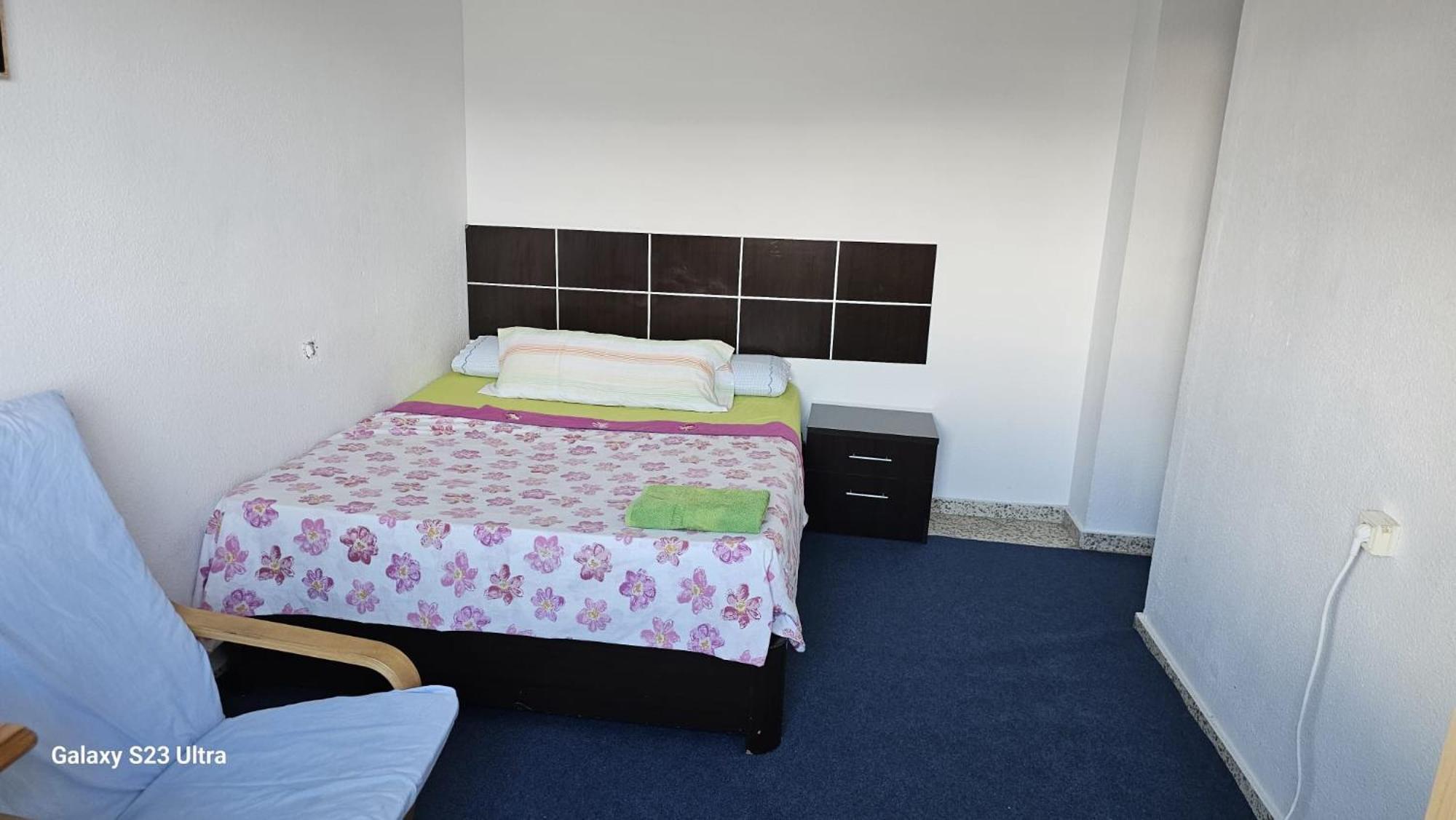 Habitacion Privada Centro Malaga Cerca Tren Maria Zambrano Y Playa Muy Buena Conexion Wifi Habitación foto